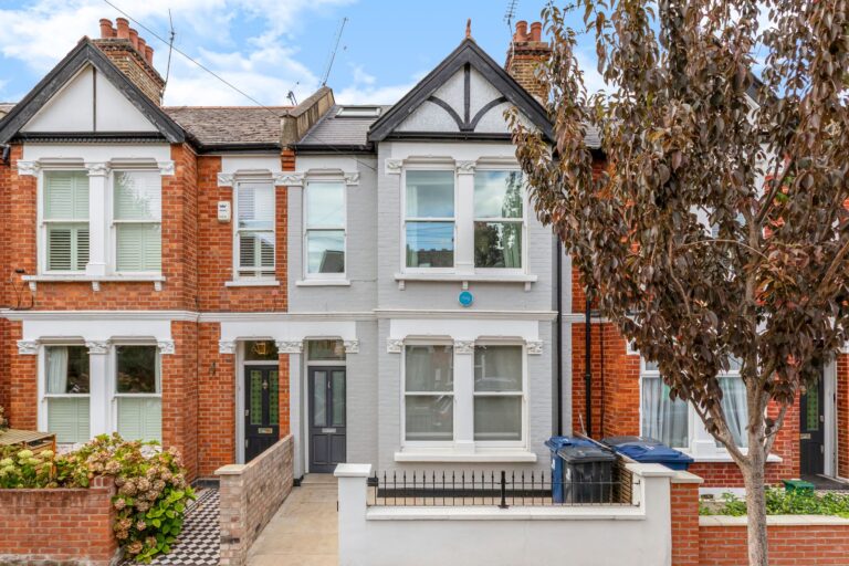 images of property on Weston Road