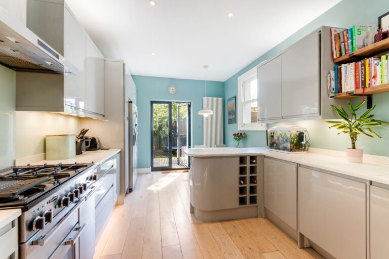 images of property on Weston Road