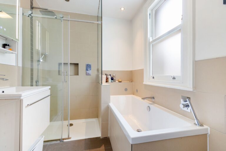 images of property on Weston Road