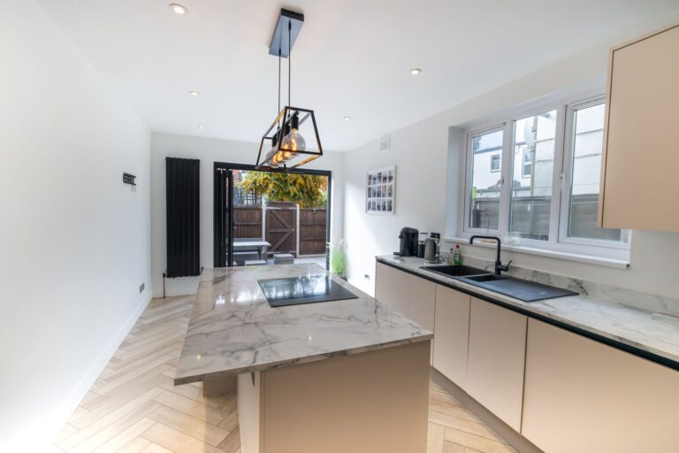 images of property on Southfield Road