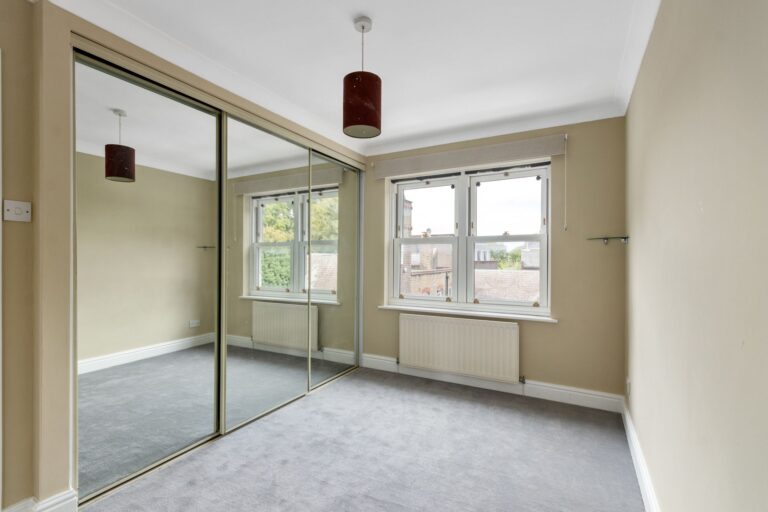 images of property on Lower Mall