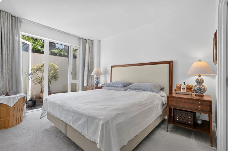 images of property on Greenside Road