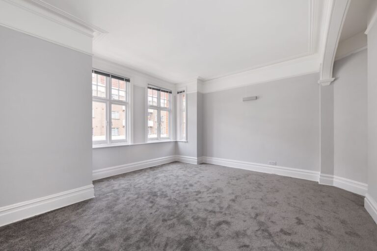 images of property on Hamlet Gardens