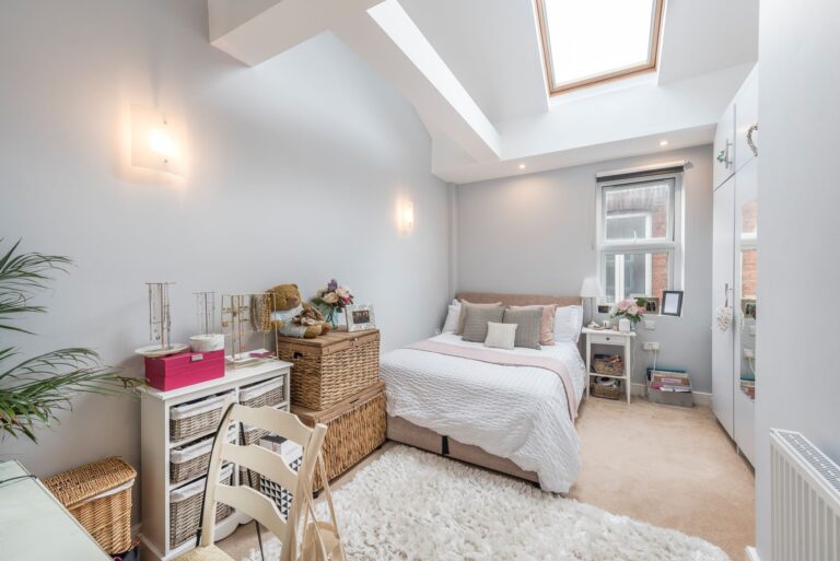 images of property on King Street