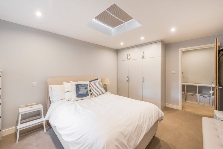 images of property on King Street