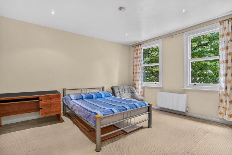 images of property on Hammersmith Grove