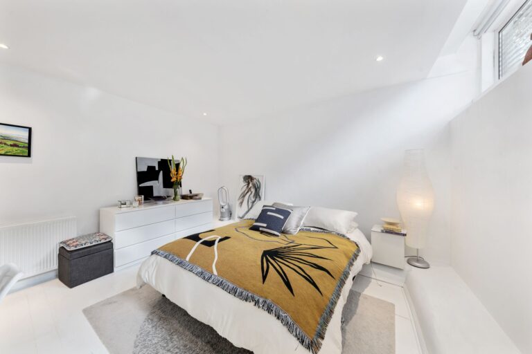 images of property on Acton Lane