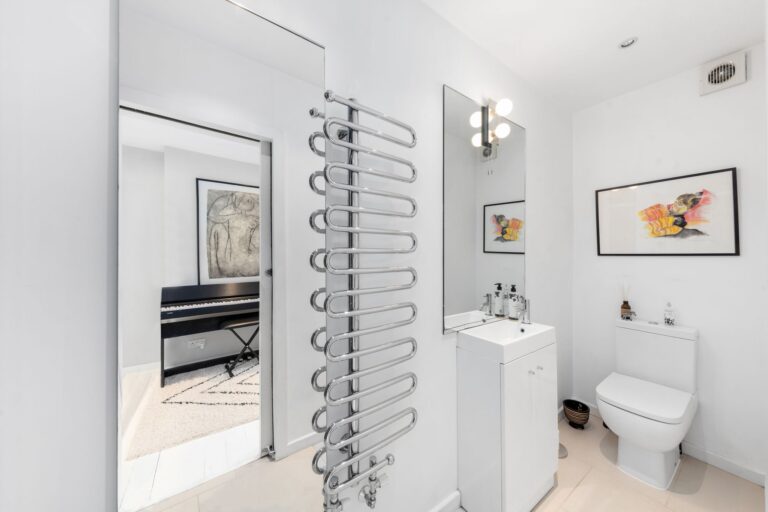 images of property on Acton Lane