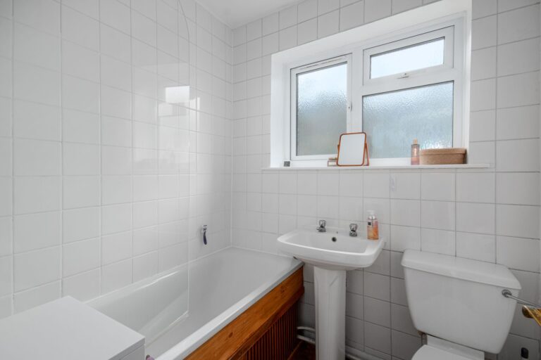 images of property on Lochaline Street