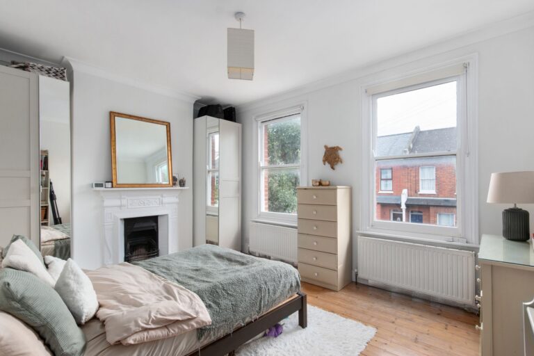 images of property on Lochaline Street