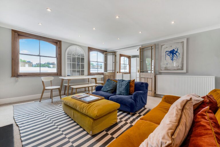 images of property on Overstone Road