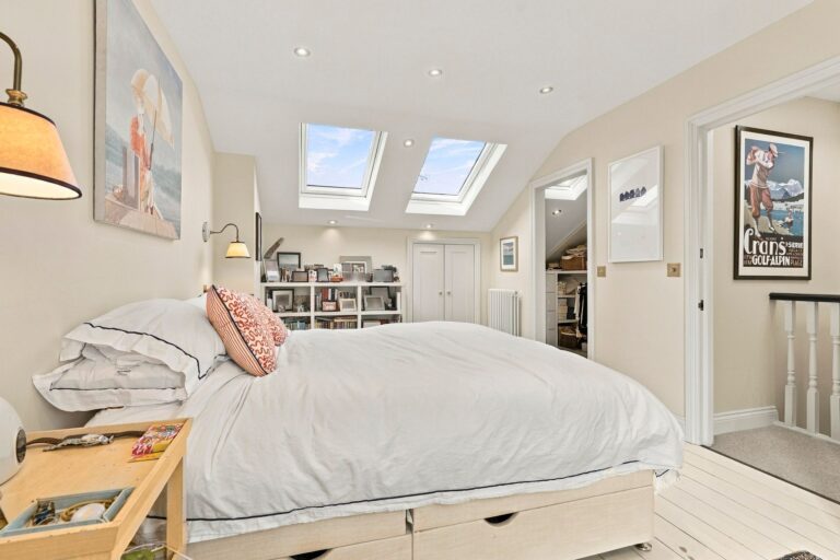 images of property on Nasmyth Street