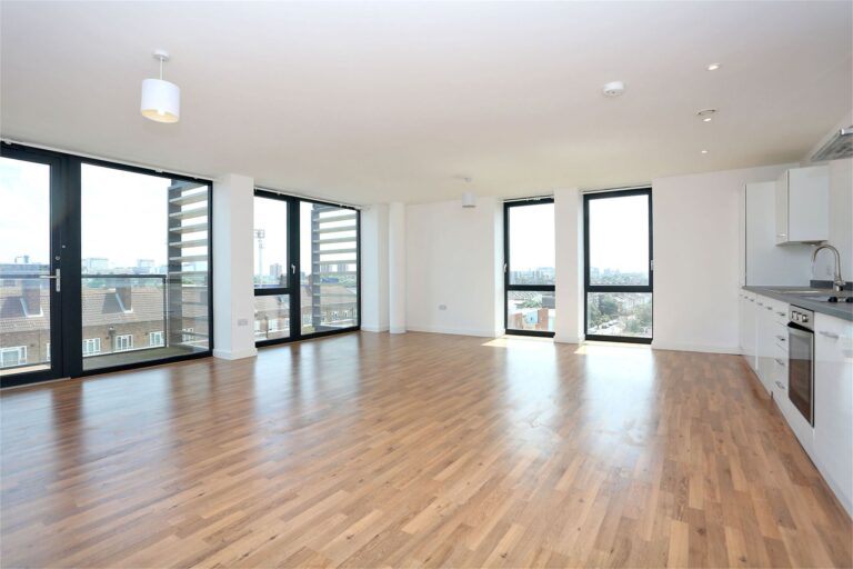 images of property on Cranston Court