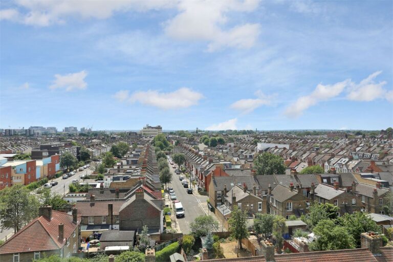 images of property on Cranston Court