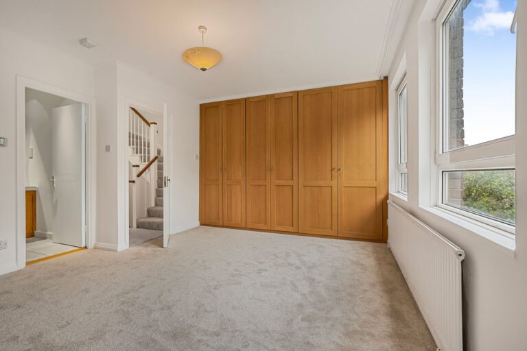 images of property on Lord Napier Place
