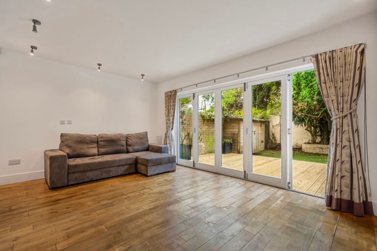 images of property on Lord Napier Place