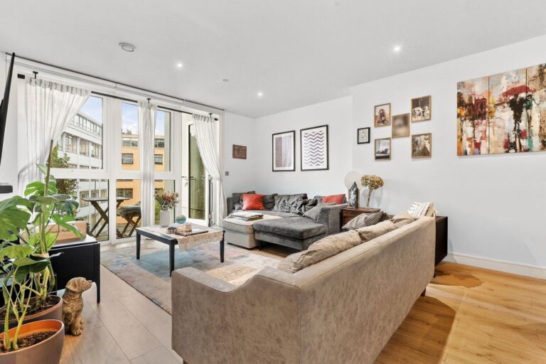 images of property on Beadon Road