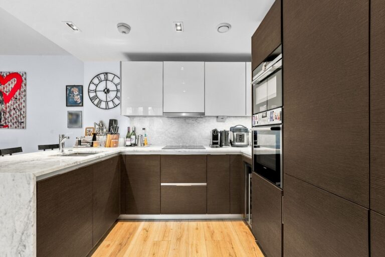 images of property on Beadon Road