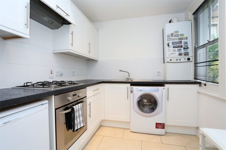 images of property on Overstone Road