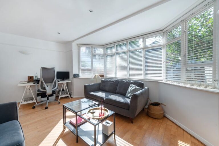 images of property on The Avenue