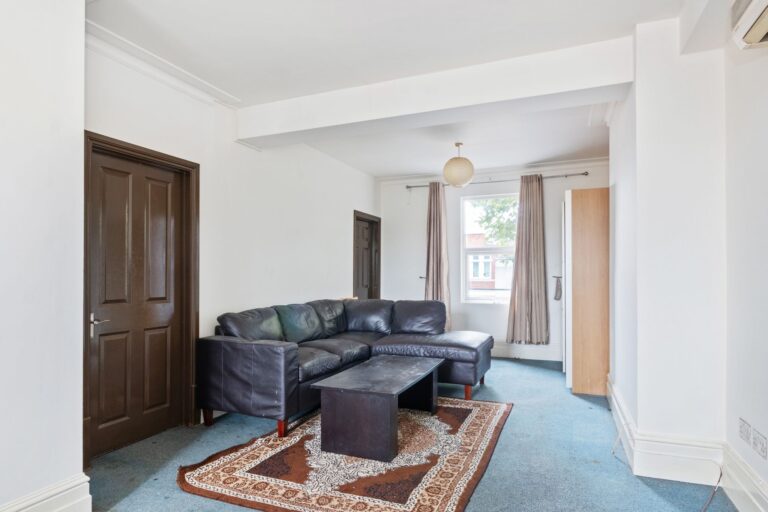 images of property on The Mall